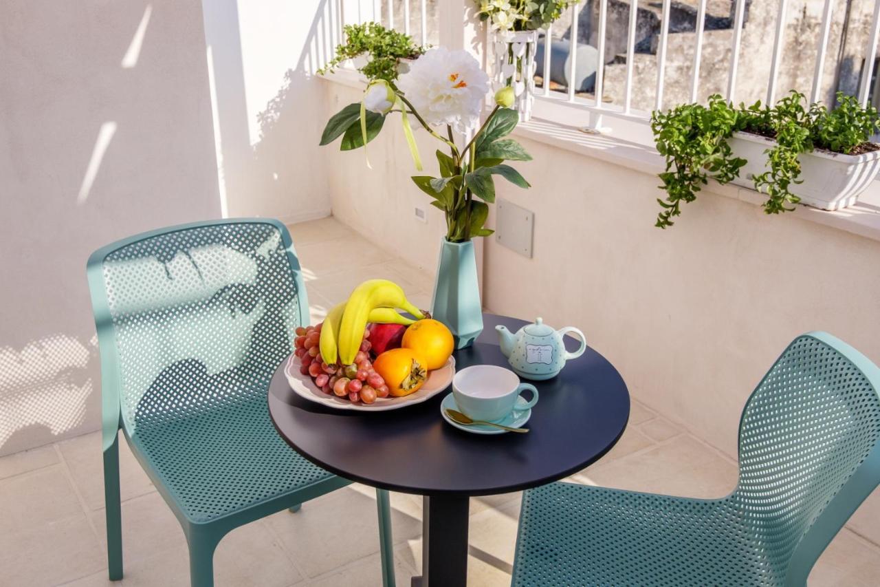 La Bella Bed & Breakfast