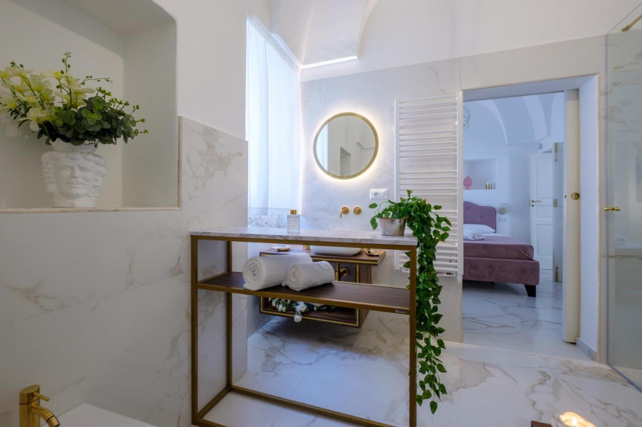 La Bella Bed & Breakfast